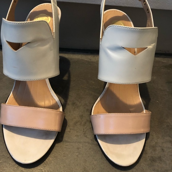 Victor and Rolf pump - Picture 2 of 6